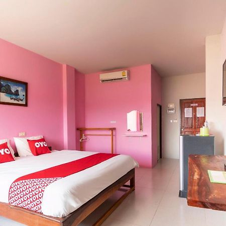 Tha Mai Oyo 632 Thanagrit Apartelle מראה חיצוני תמונה