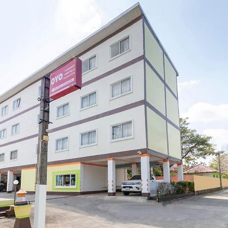 Tha Mai Oyo 632 Thanagrit Apartelle מראה חיצוני תמונה