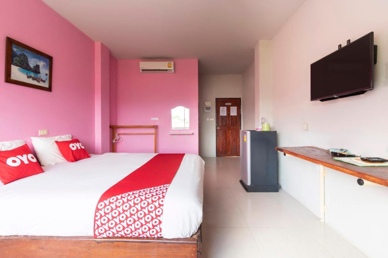Tha Mai Oyo 632 Thanagrit Apartelle מראה חיצוני תמונה