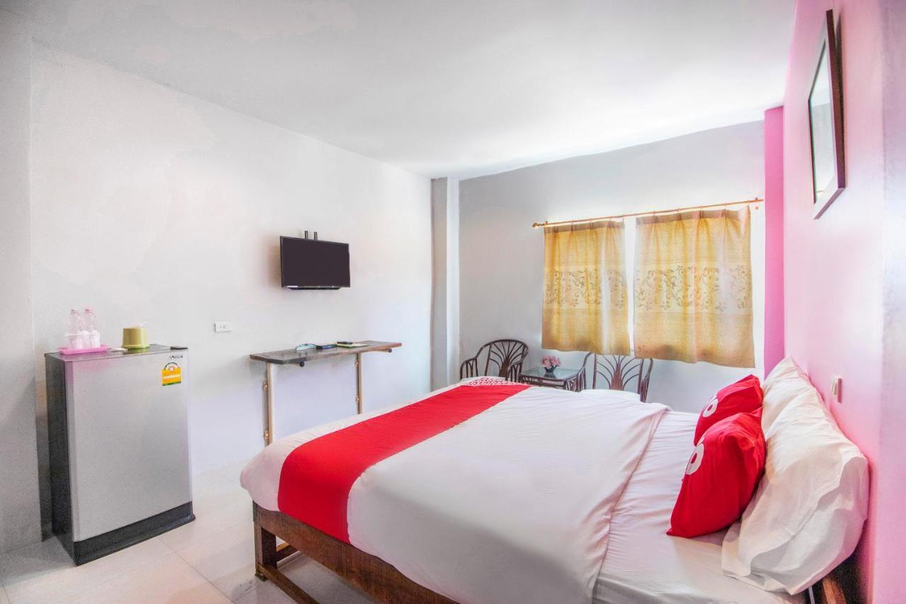 Tha Mai Oyo 632 Thanagrit Apartelle מראה חיצוני תמונה